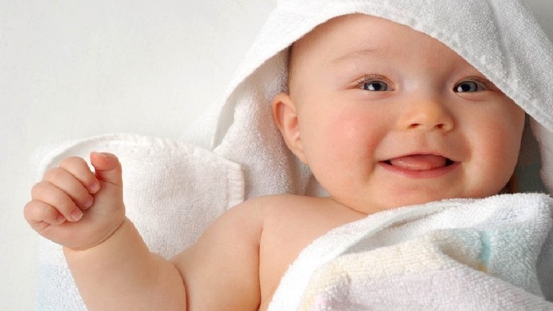 Nguyên tắc khi tắm cho trẻ sơ sinh đã rụng rốn