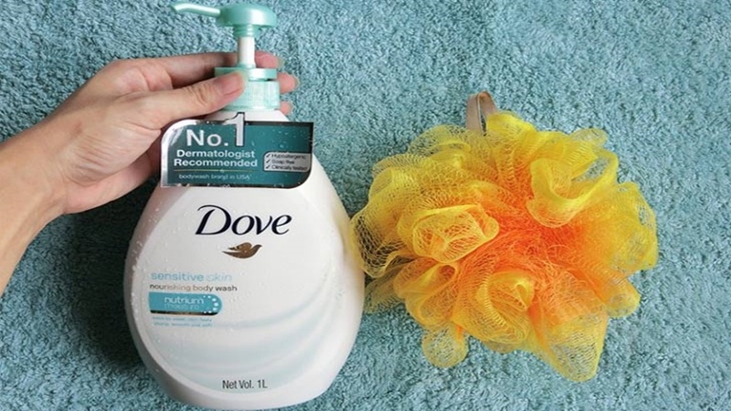 Sữa tắm Dove Sensitive Skin - cấp khóa ẩm cho da