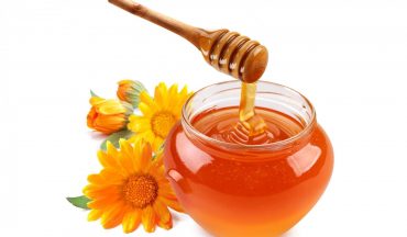 Cách làm sạch lưỡi cho trẻ dưới 1 tuổi