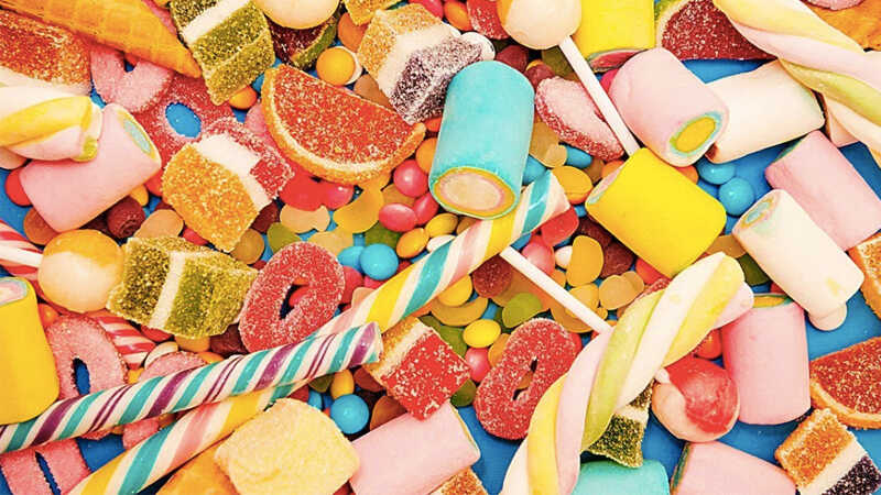  Đường và các sản phẩm chứa đường là thức ăn yêu thích của nấm Candida - thủ phạm gây nấm lưỡi ở trẻ
