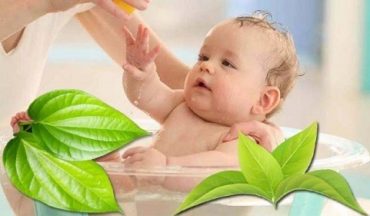 7 mẹo dân gian trị rôm sảy ở trẻ an toàn, dễ làm tại nhà
