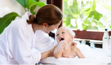 Những tiêu chí lựa chọn nước tắm thảo dược an toàn cho trẻ sơ sinh